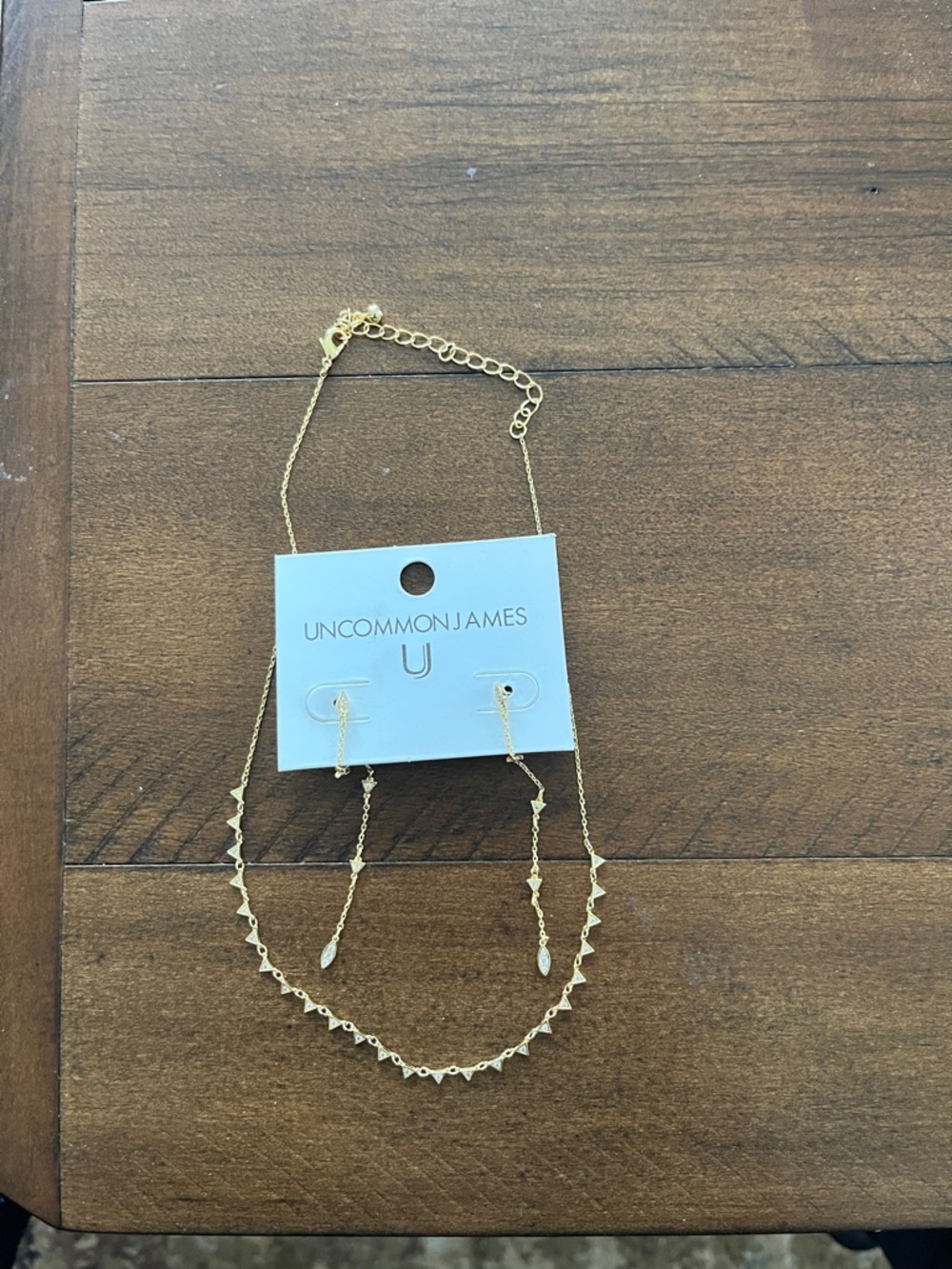 Uncommon James Gold  triangle Chain Necklace with Matching Drop Earrings
